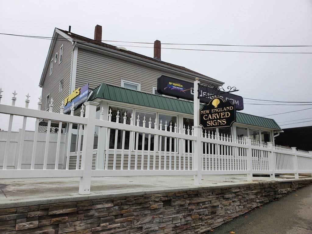 7 W Main St - Photo 1