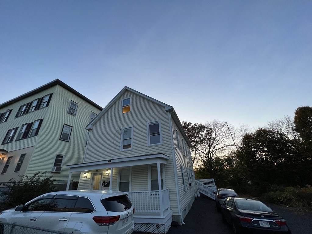 65 King St - Photo 1