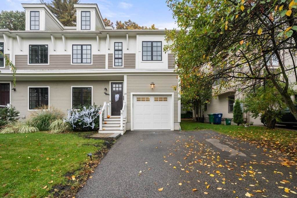 23 Troy Ln - Photo 1