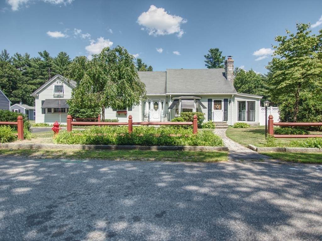 30 Strawberry Hill Rd - Photo 1