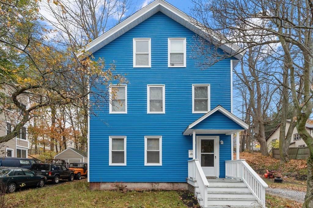 82 School St - Photo 1