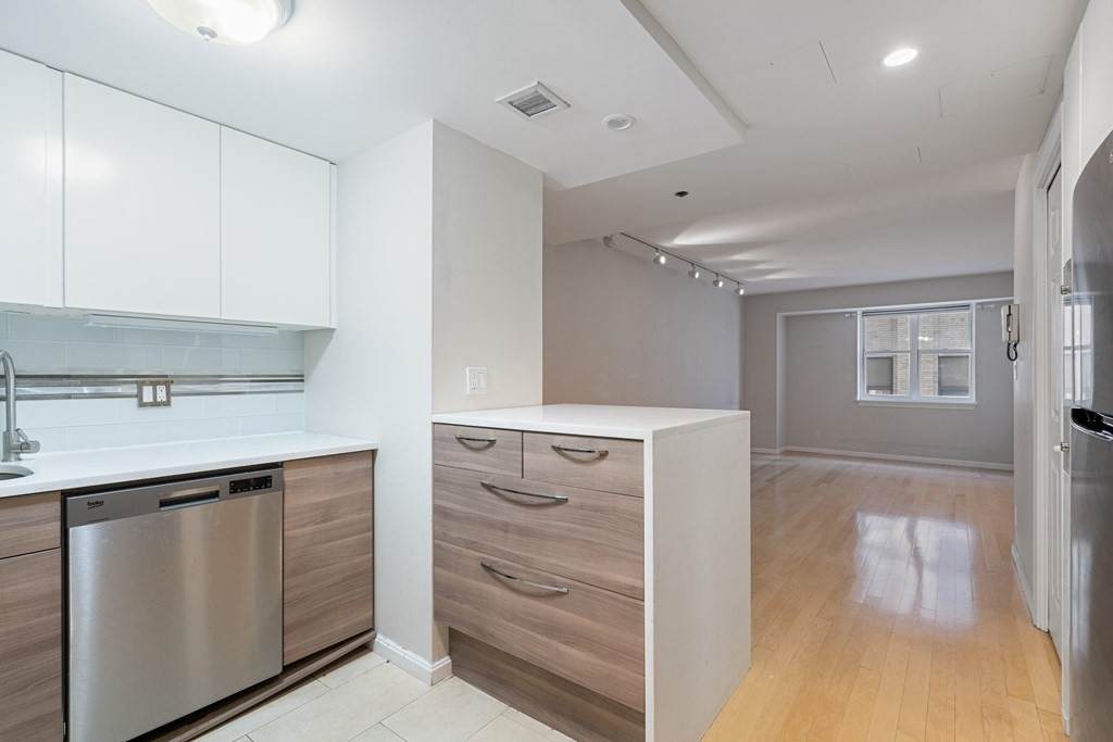 170 Tremont St. - Photo 1