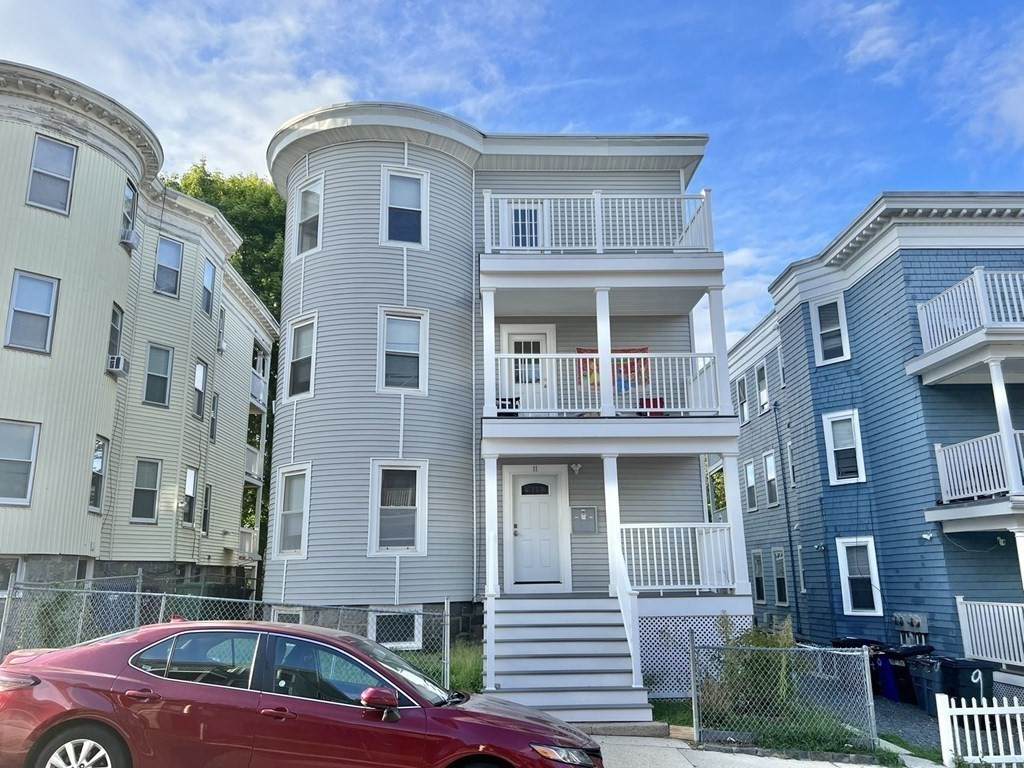 11 Fairmount - Photo 1
