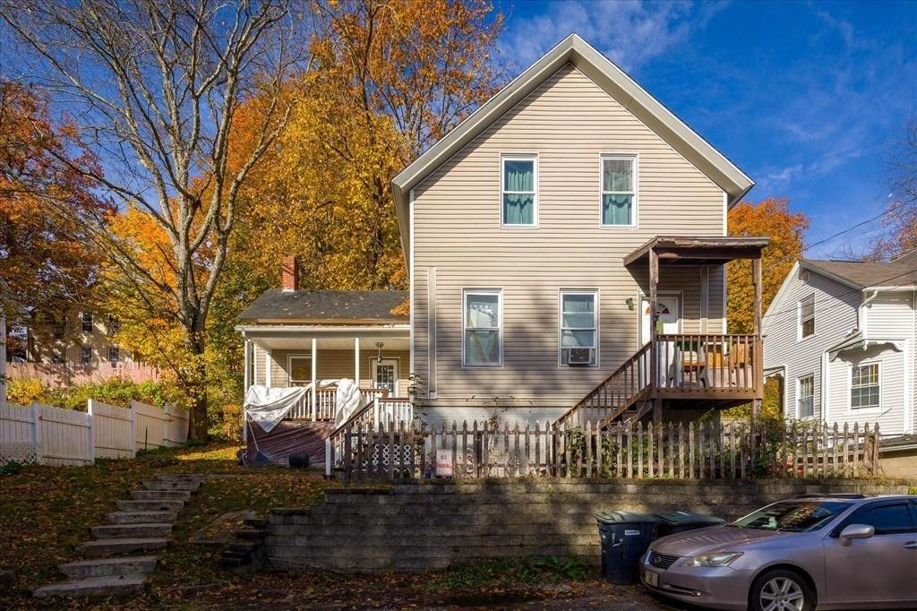 12 Crescent St - Photo 1
