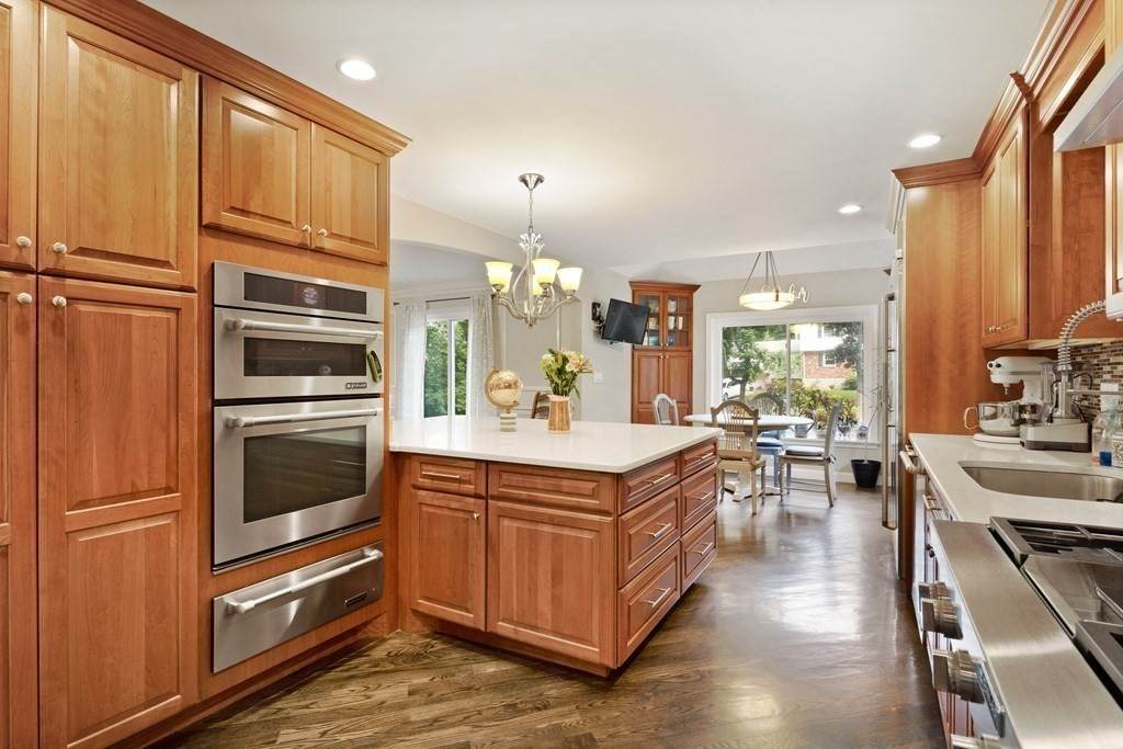 2 Country Club Dr - Photo 1