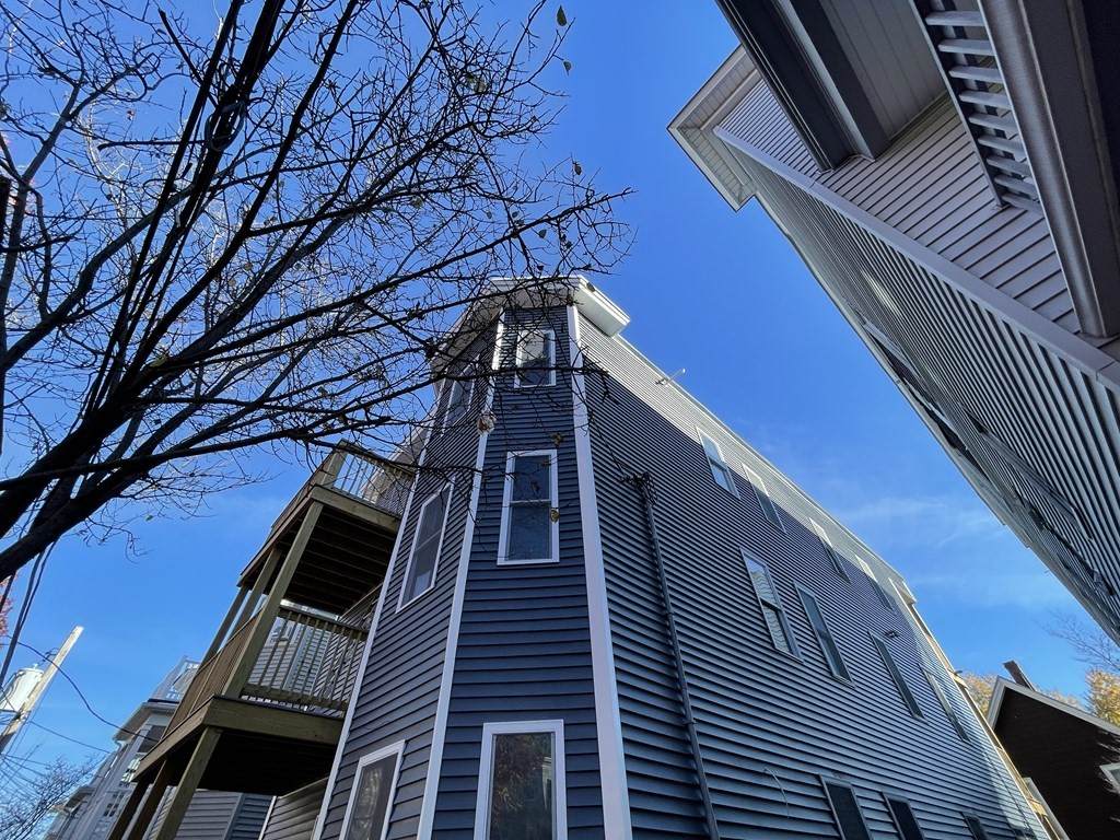 15 Harold St - Photo 1