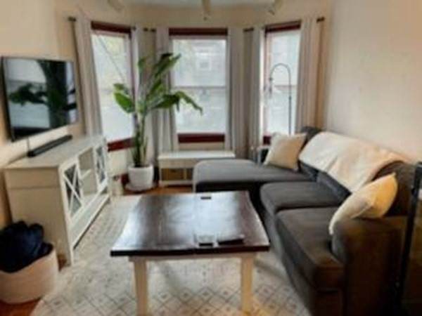 105 Savin Hill Avenue - Photo 1