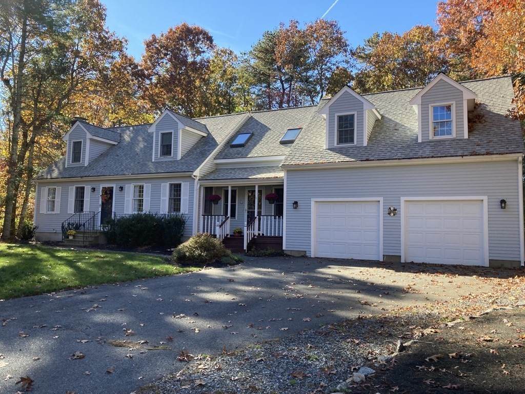 11 Margaret Dr - Photo 1
