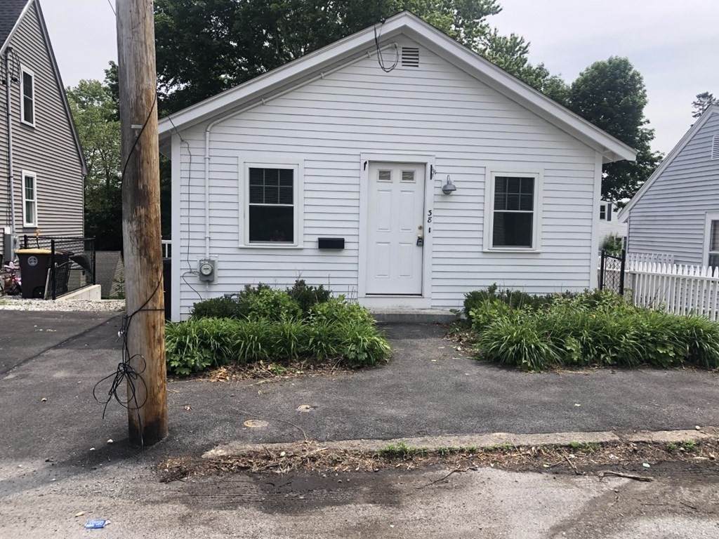 38 Washburn St - Photo 1