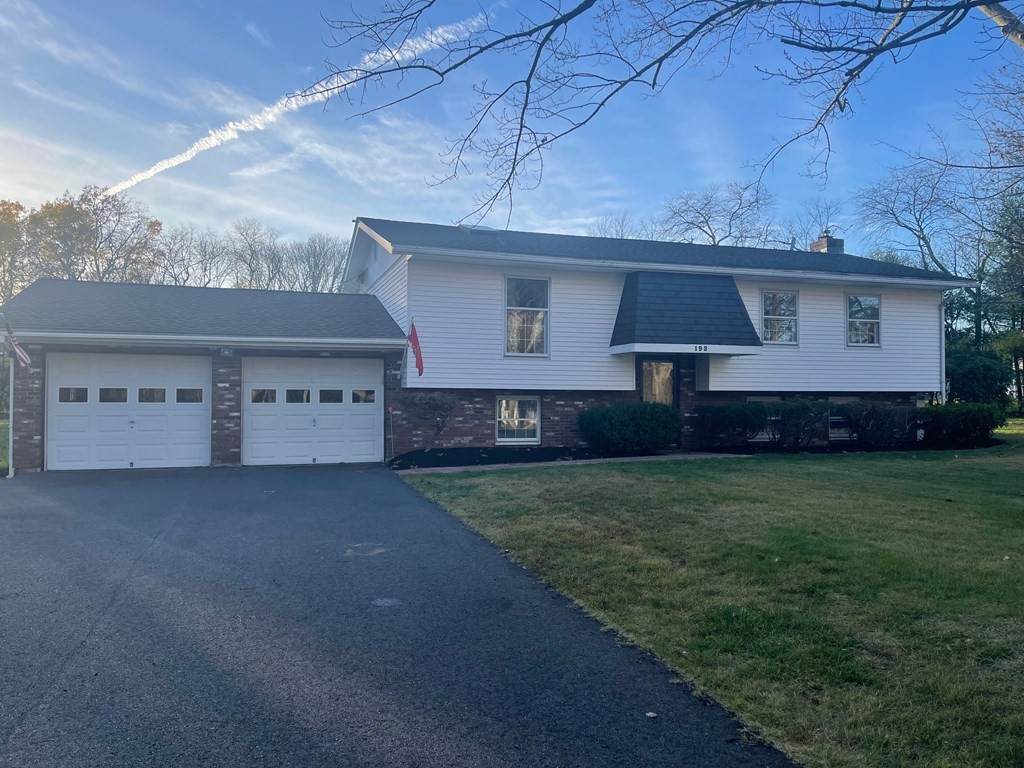 192 Lancaster Rd - Photo 1
