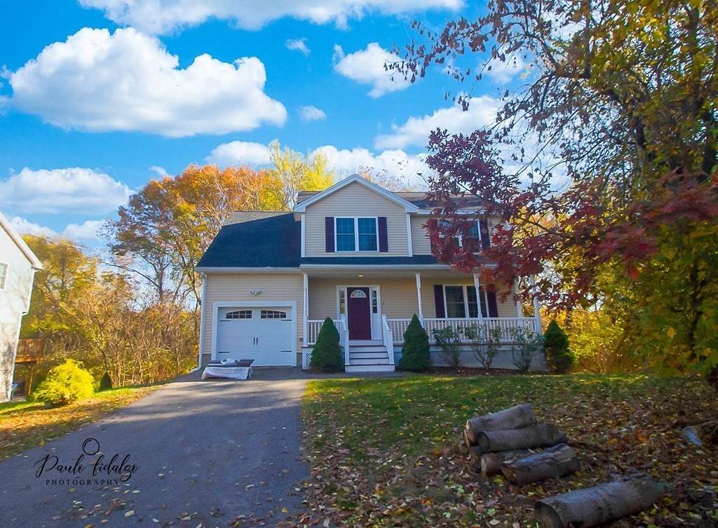 8 Pine Grove Ave - Photo 1