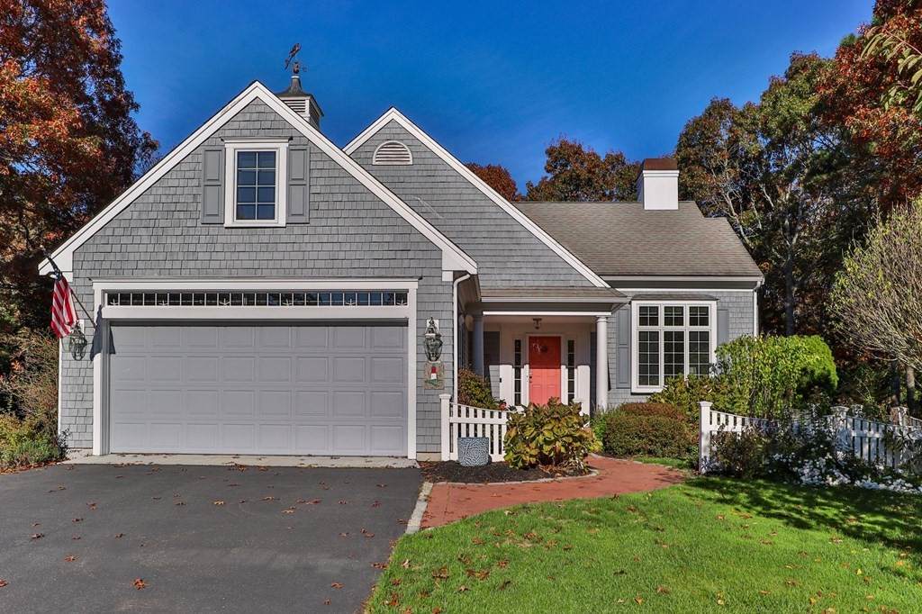 15 Regatta Dr - Photo 1