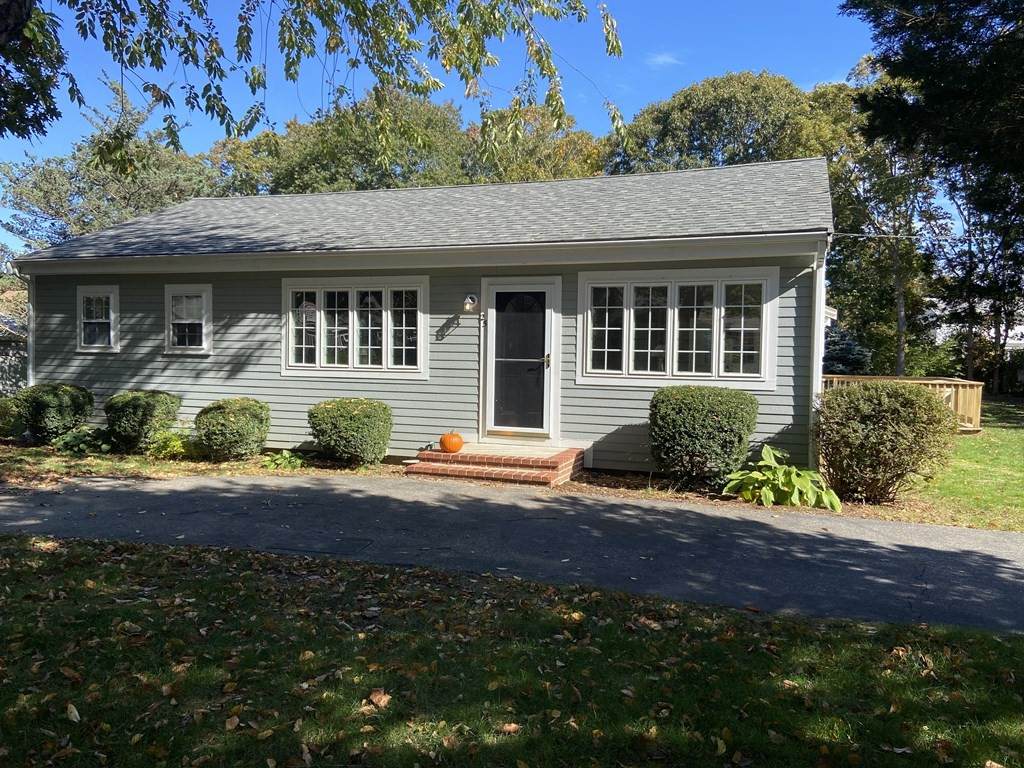 25 Pennsylvania Ct - Photo 1