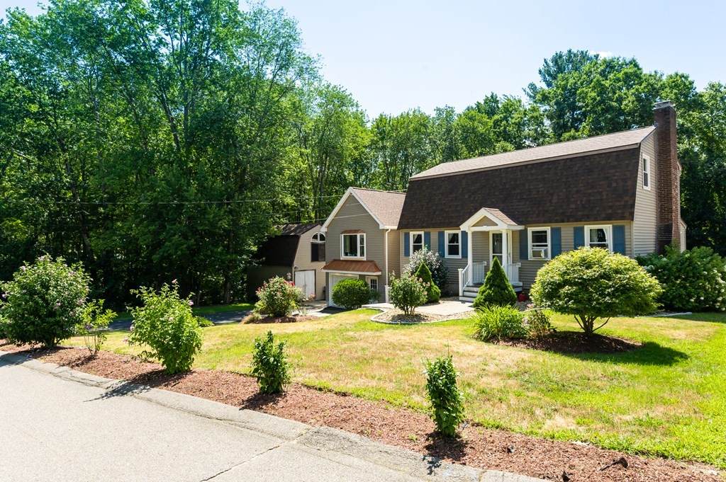25 Gordon Road - Photo 1