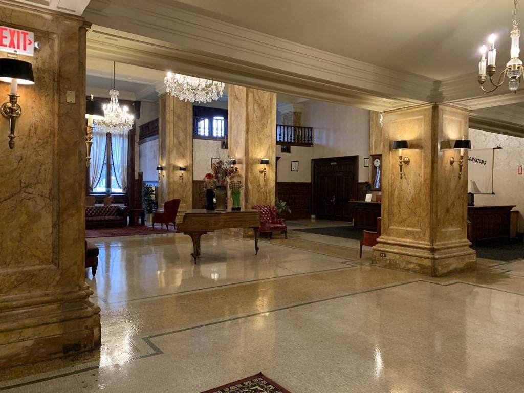 140 Chestnut St - Photo 1