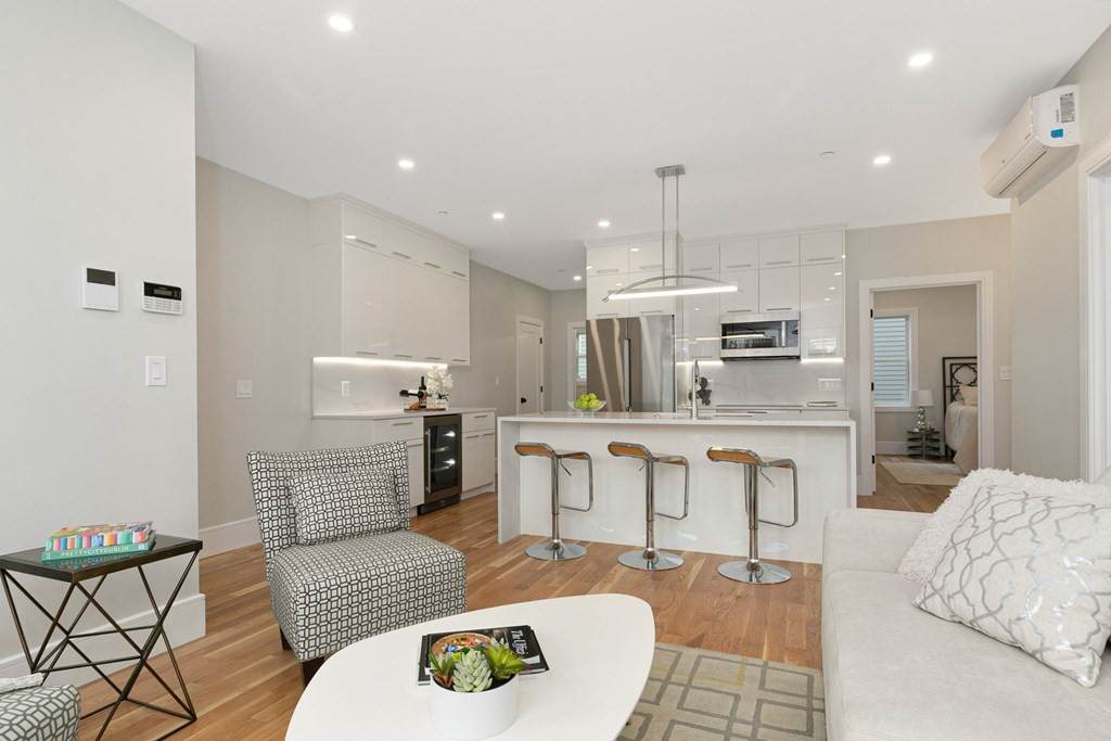 23 Berkshire St - Photo 1