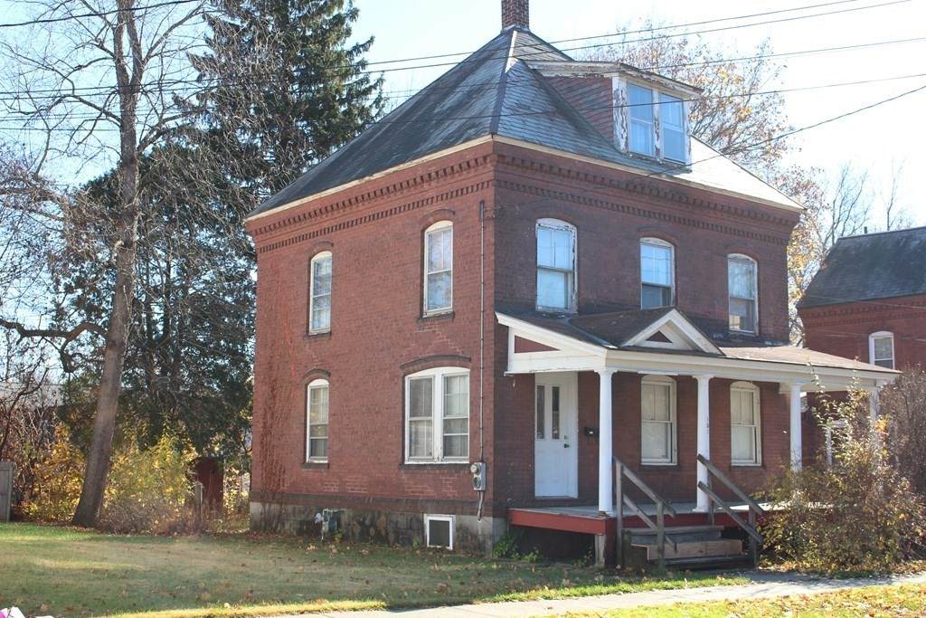 151 Wells St - Photo 1