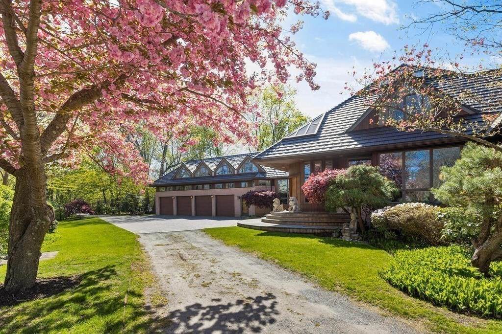 12 Solomon Pierce Road - Photo 1