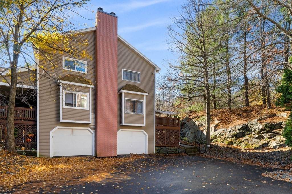 16 Whalers Ln - Photo 1