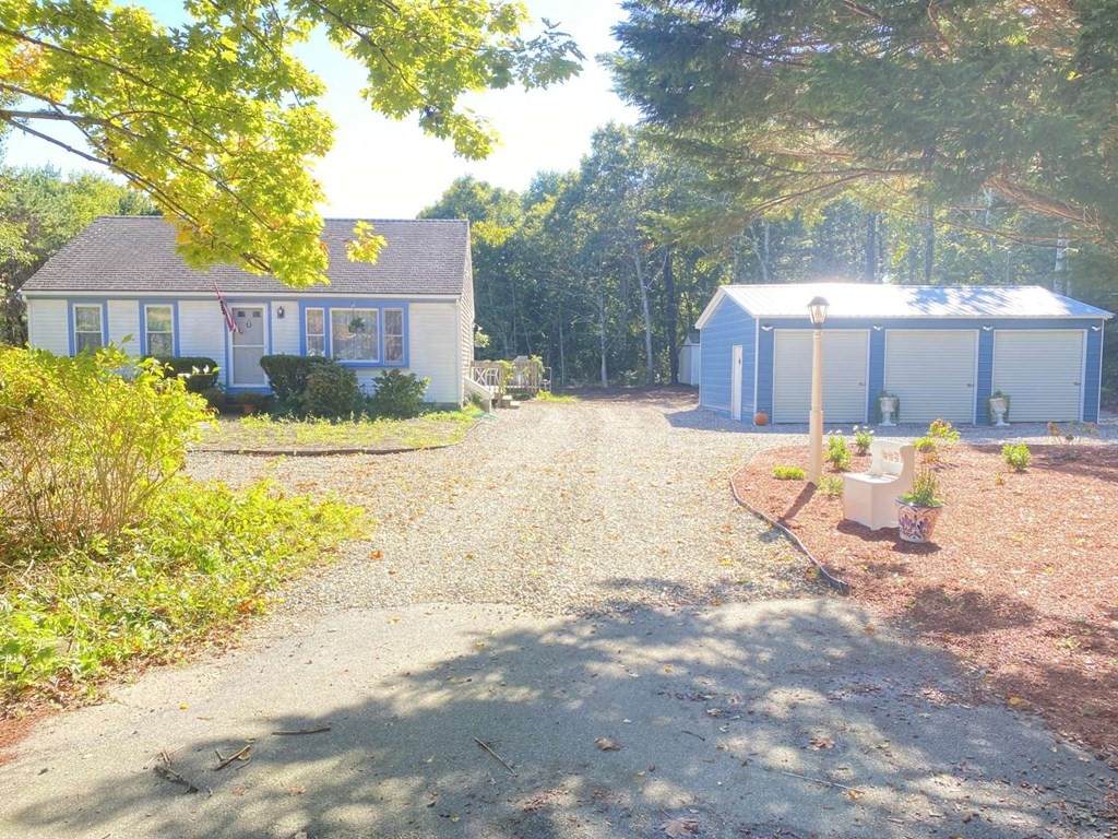 1 Pony Ln - Photo 1
