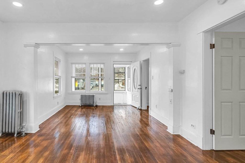 55 Redlands St - Photo 1
