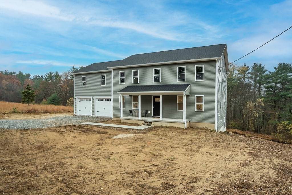 141 Thompson St - Photo 1