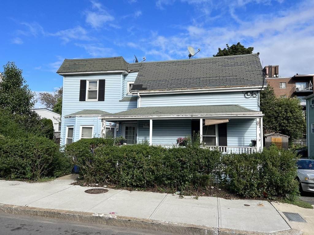 820 Hyde Park Ave - Photo 1