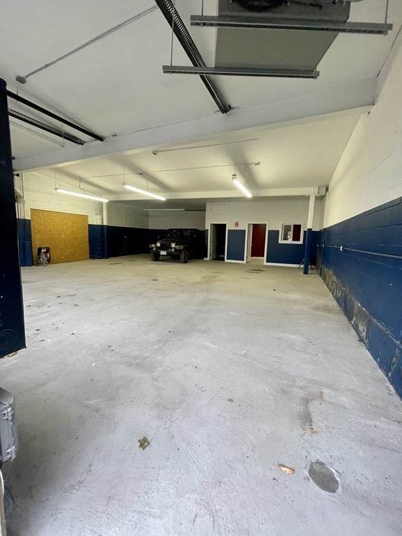 21R Newcomb St - Photo 1
