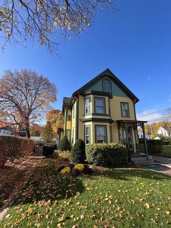 35 Newfield Street - Photo 1