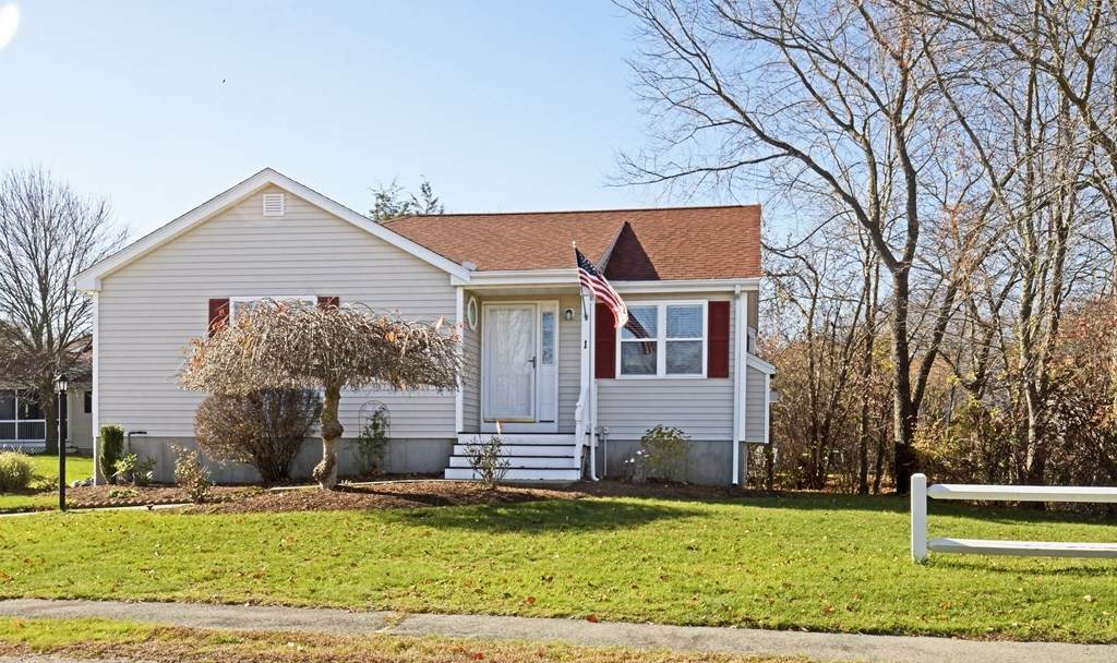 1 Brookbend Way East - Photo 1