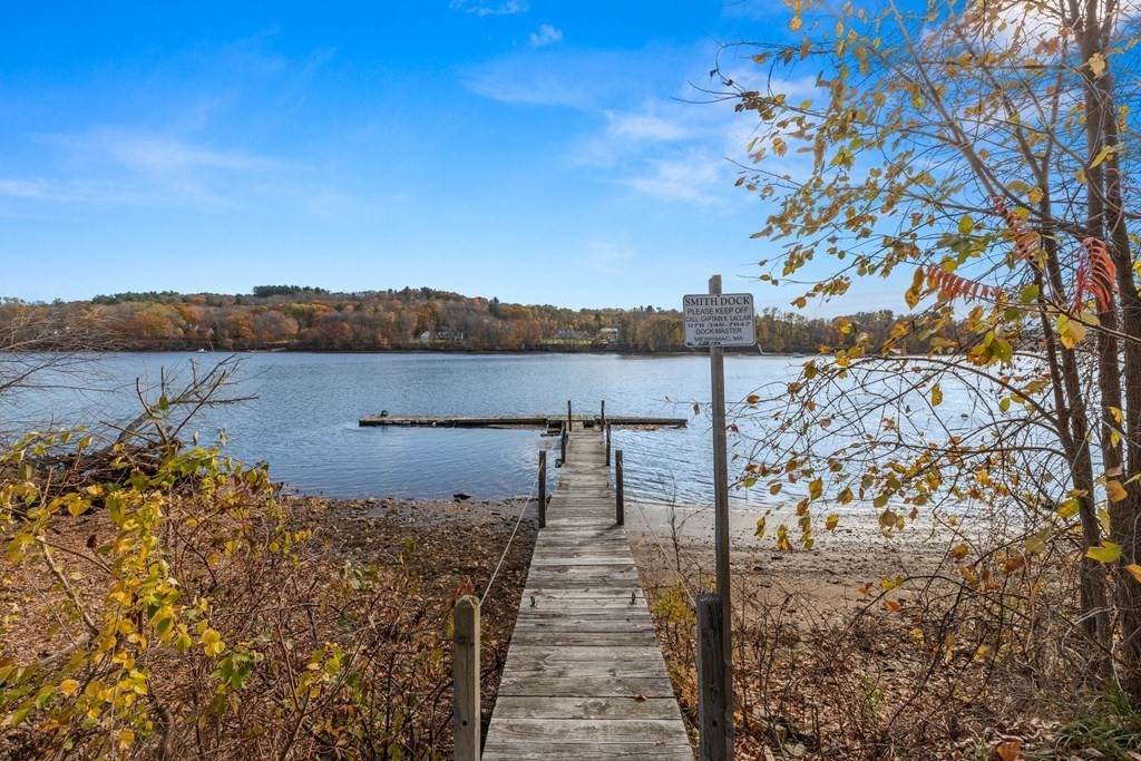 60 River Rd - Photo 1
