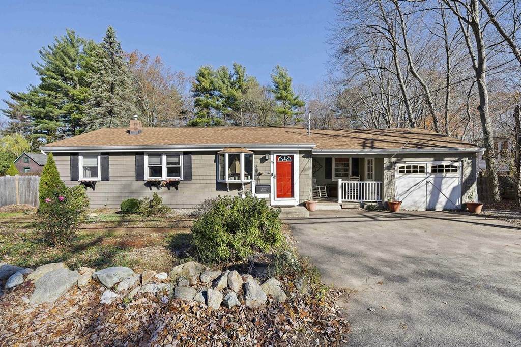 36 Grove St - Photo 1