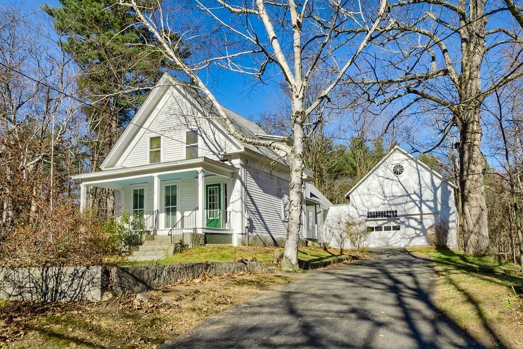 31 Elm Cir - Photo 1