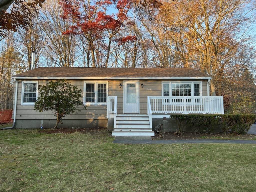 1268 Main - Photo 1