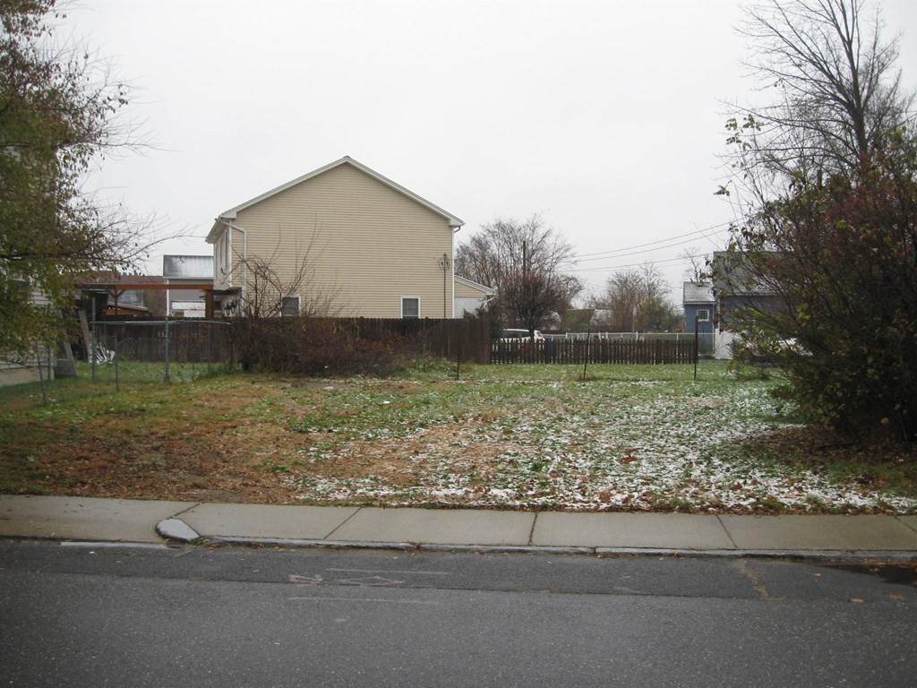 50 Spruce Street - Photo 1