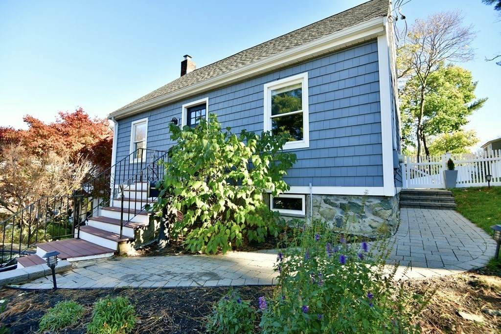 21 Fairfax Rd - Photo 1