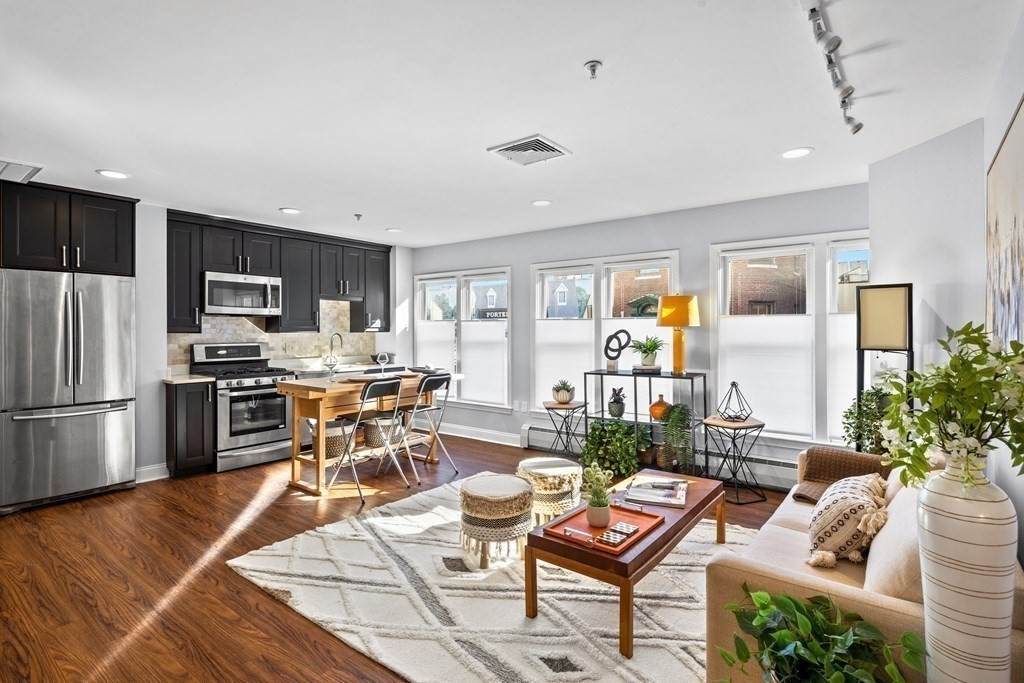 1 Davenport St - Photo 1