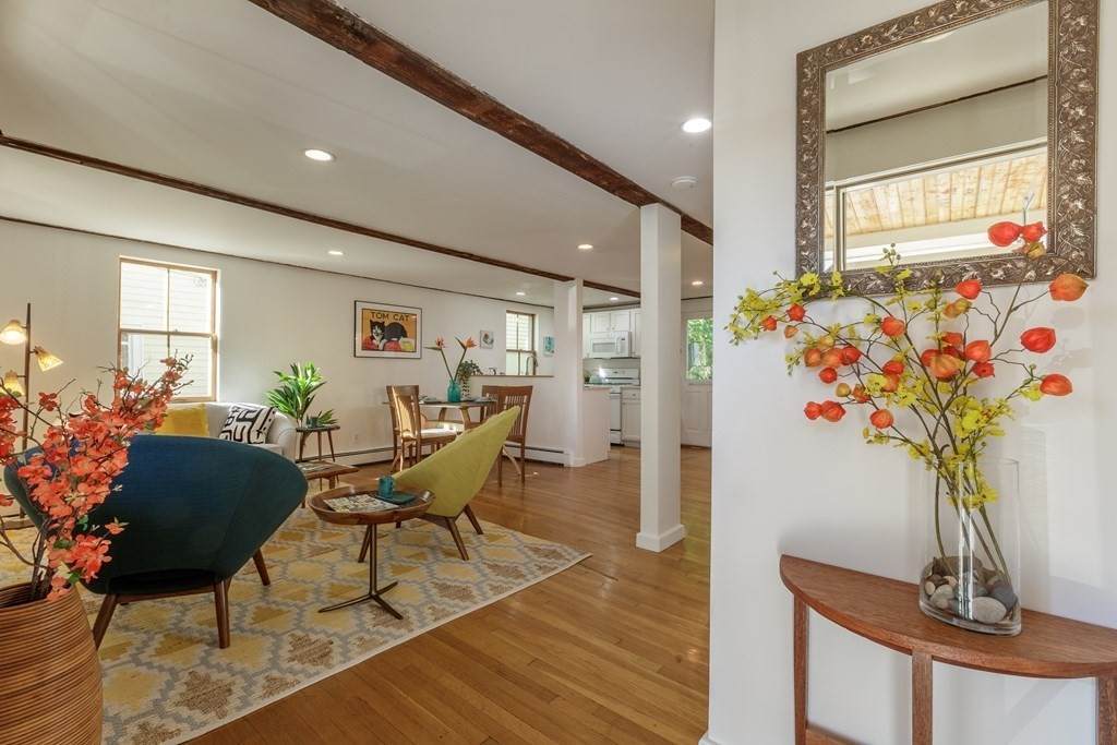 11 Thorpe St. - Photo 1