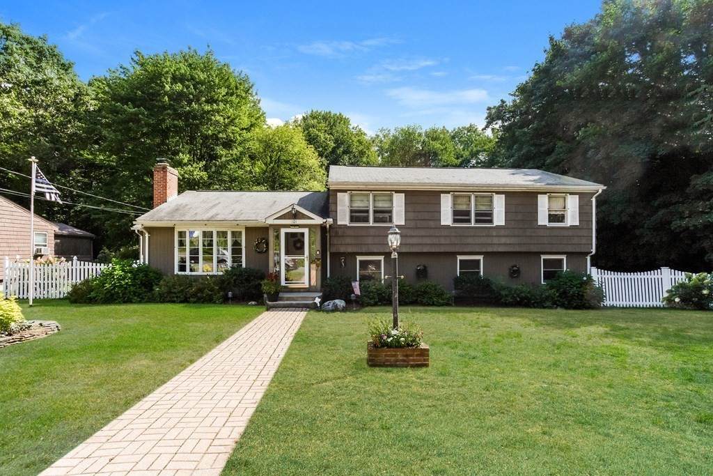101 Pinecrest Dr - Photo 1