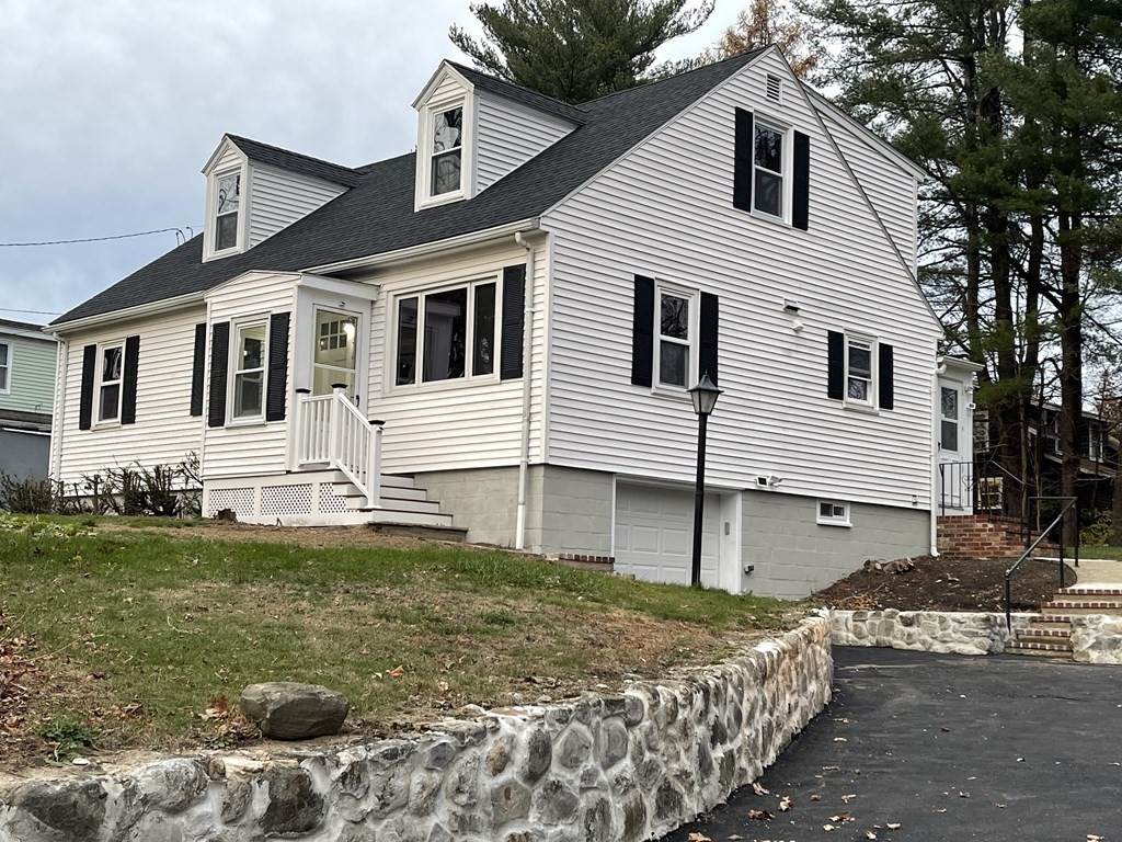 1287 Main St - Photo 1