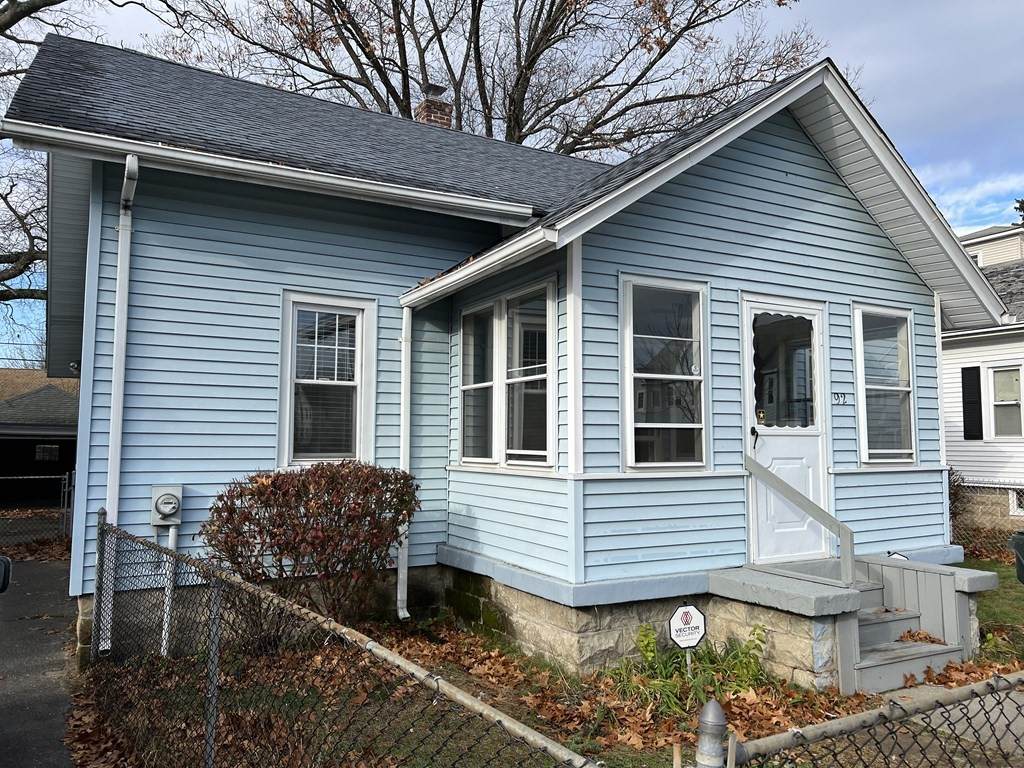 92 Malden St - Photo 1