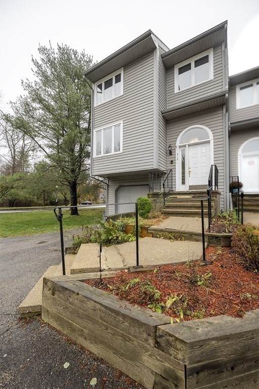 312 Erin Rd - Photo 1
