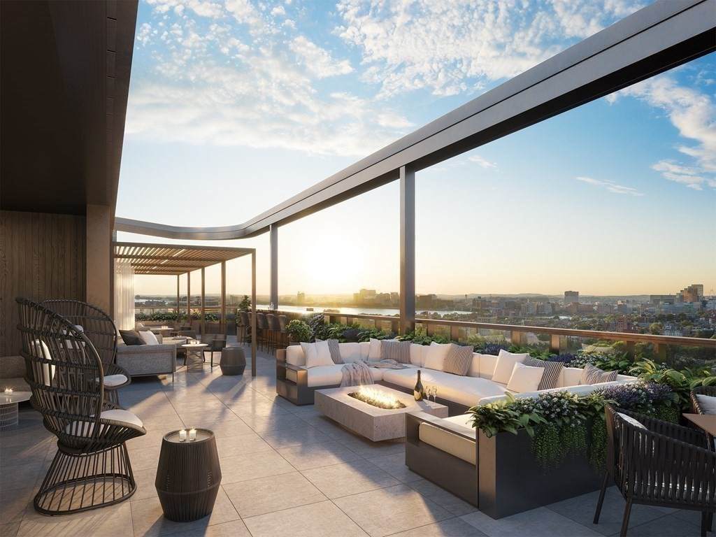 55 Lagrange - Photo 1
