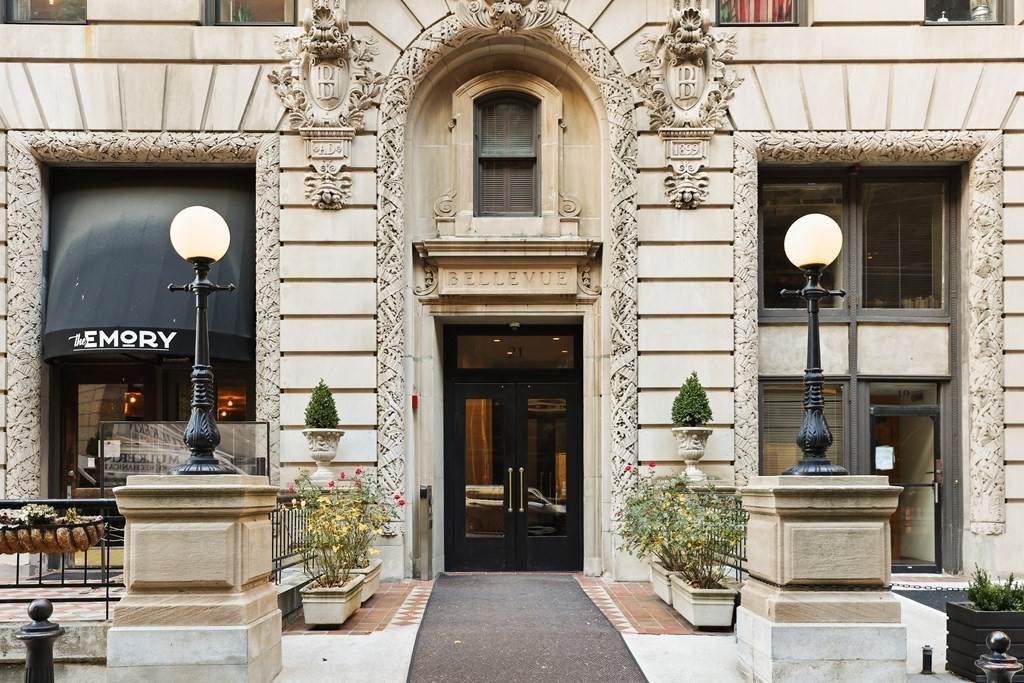 21 Beacon St - Photo 1