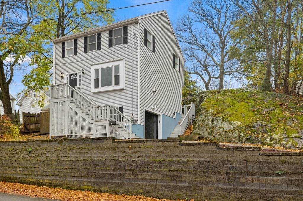 47 Decker St - Photo 1