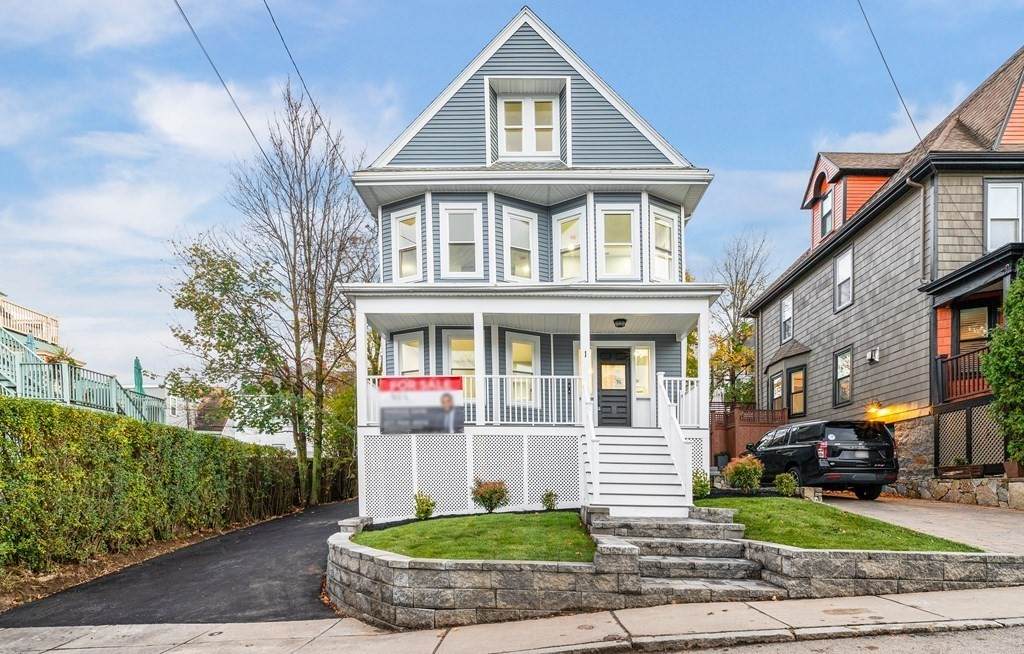 1 Claymont Ter - Photo 1