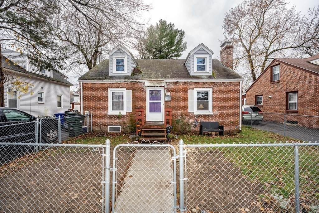 52 Merrimac Ave - Photo 1