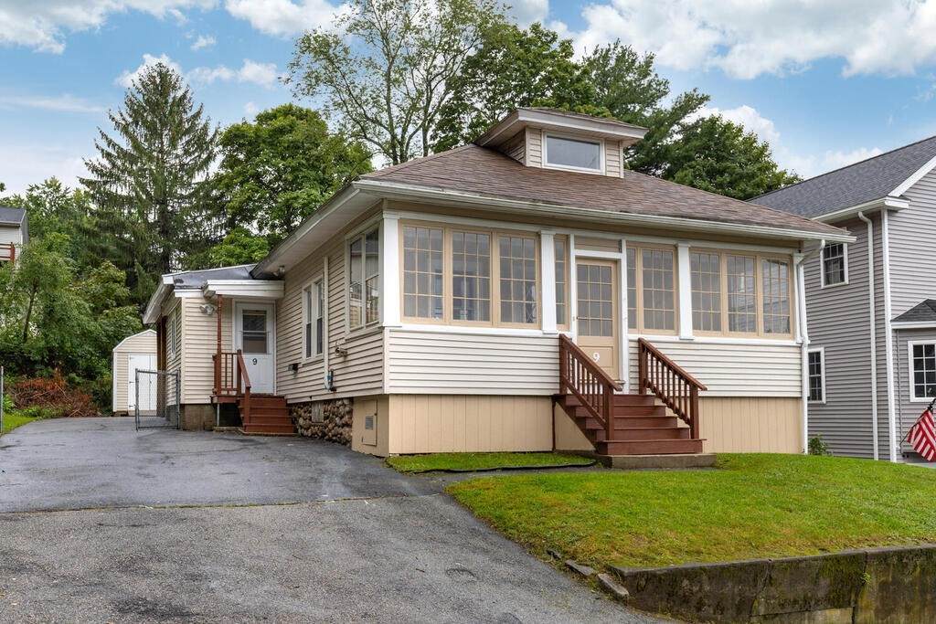 9 Glade St - Photo 1