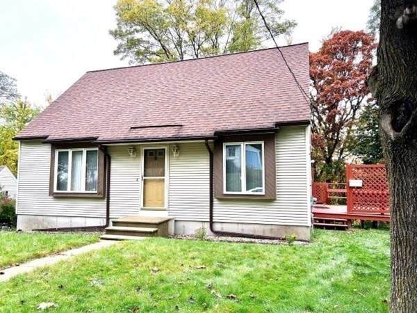 8 Vivian St. - Photo 1