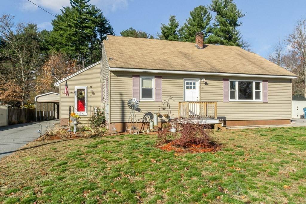 35 Tanglewood Ave - Photo 1